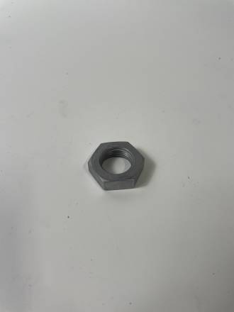 Гайка коленвала  М18х1.5 GR8 2T 300