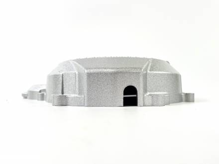 Крышка генератора Hasky 300 2T