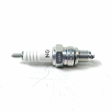 Свеча NGK C8HSA