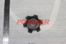 Крышка бензобака пластиковая черная