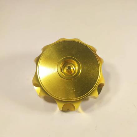 Крышка бака CNC золотая
